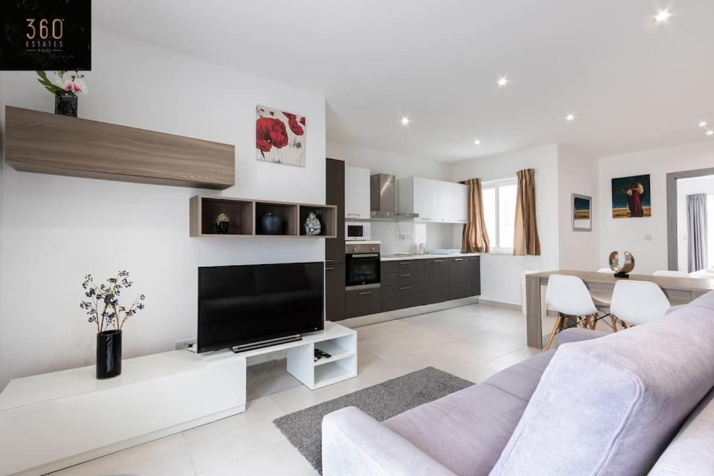 Spacious, Beautiful Central Penthouse With Bbq By 360 Estates Tal-Pietà Exterior foto
