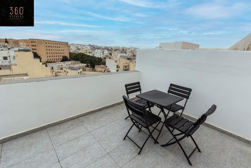 Spacious, Beautiful Central Penthouse With Bbq By 360 Estates Tal-Pietà Exterior foto